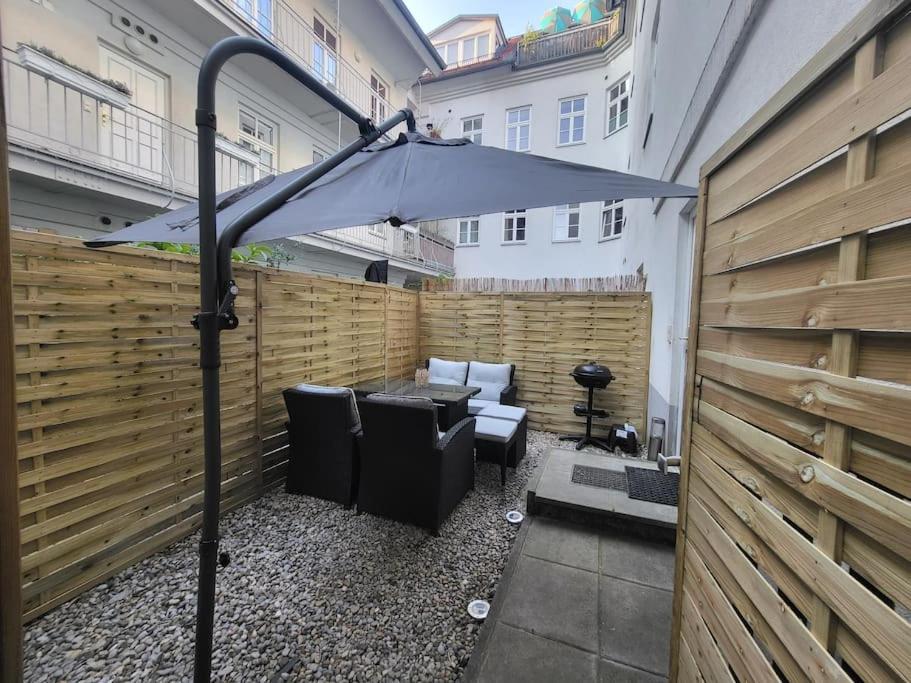 Exklusive Gartenwohnung ウィーン エクステリア 写真
