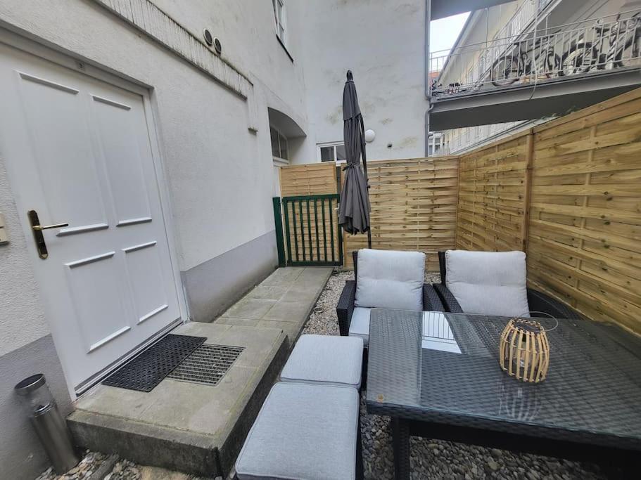 Exklusive Gartenwohnung ウィーン エクステリア 写真