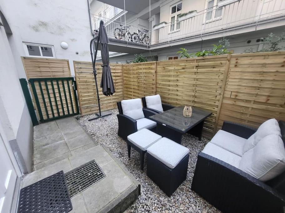 Exklusive Gartenwohnung ウィーン エクステリア 写真